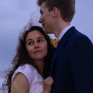 Meet your Posher, Debora